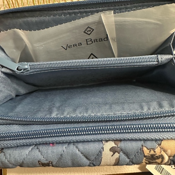 RFID 3-in-1 Crossbody - Picture 4 of 6